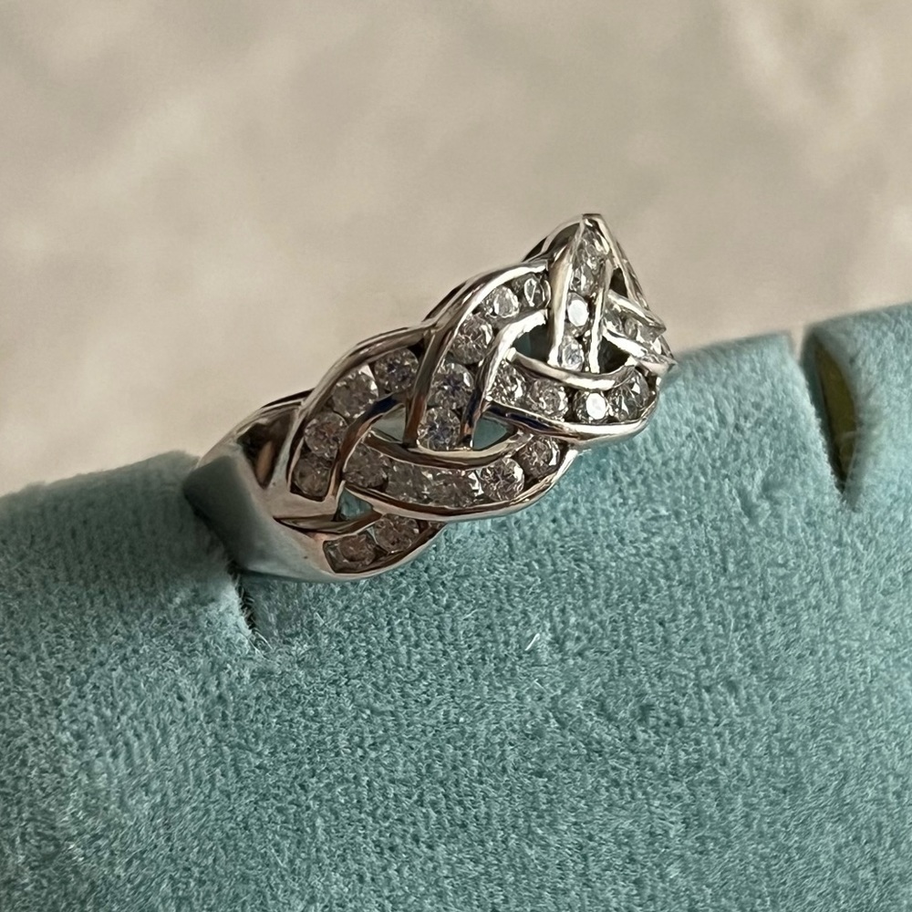 Vintage Designer GSJ DQCZ Cubic Zirconia Sterling Ring